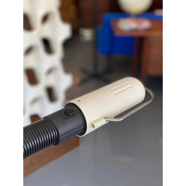 Targetti Sankey Vintage Paolo Targetti for Targetti-Sankey Space-Age Off White Floor Lamp For Sale - Image 4 of 9