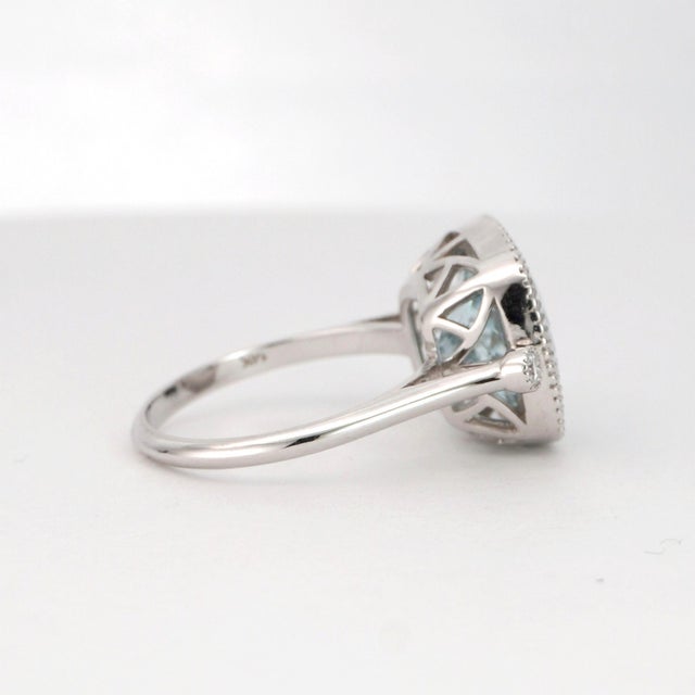 14k Gold Ring With 4.25ct Aquamarine & Diamonds Size 6.5 For Sale - Image 4 of 18