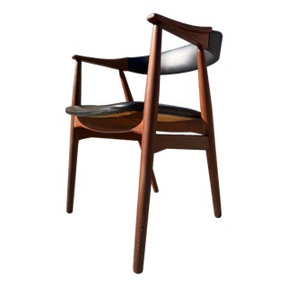 Model 213 Armchair in Teak and Leather by Thomas Harlev For Sale