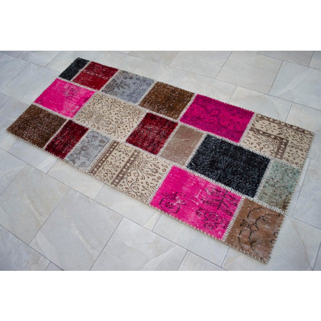 Hand-Knotted Turkish Rug Handstitched Vibrant Pink & Red Floor Art Room Decor - 2'11" X 6'5" For Sale - Image 13 of 18