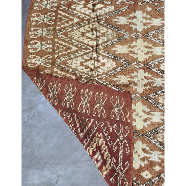 Vintage Moroccan Wool Rug - 9.7 X 5.9 Ft For Sale - Image 4 of 6