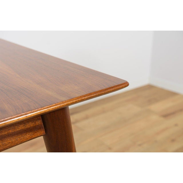 Mid-Century Walnut Extendable Dining Table, Denmark, 1960s For Sale - Image 6 of 18