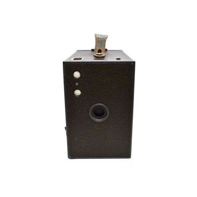 Art Deco 1910's Eastman Kodak No.2A Model C Brownie Box Camera For Sale - Image 3 of 9