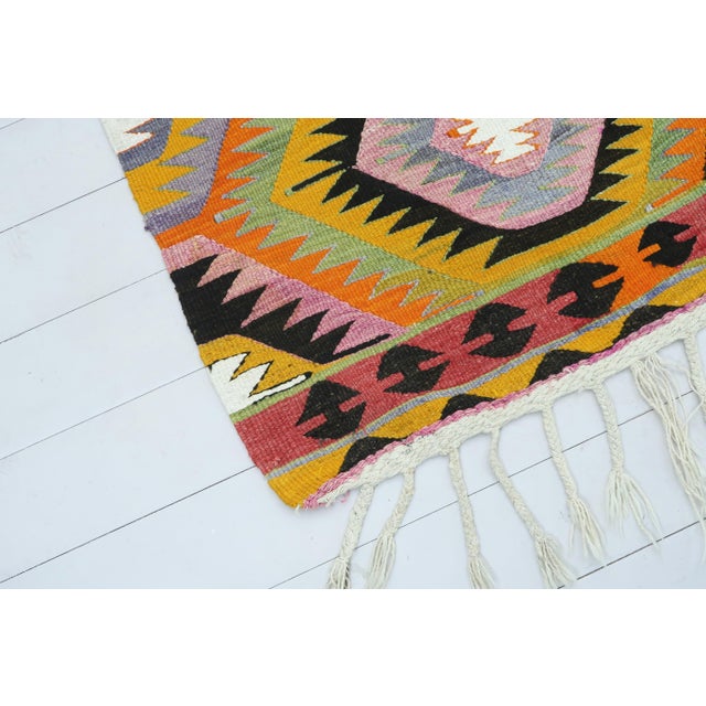 Vintage Turkish Kilim Rug- 5′7″ × 9′6″ For Sale - Image 11 of 13