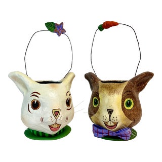 1950s Vintage Trompe L’Oeil Boho Chic German Papier-Mâche Figural Bunny Rabbits - a Pair. For Sale