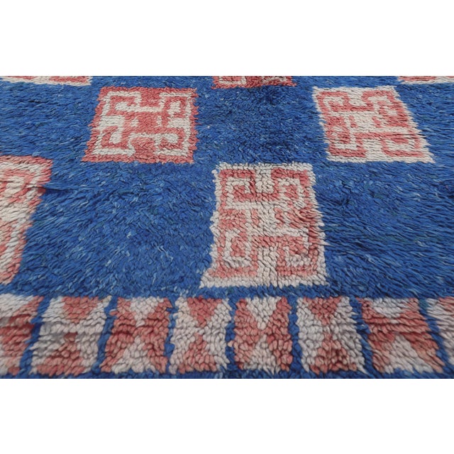 Late 20th Century Vintage Azilal Moroccan Rug, 04'02 X 07'04 For Sale - Image 5 of 10