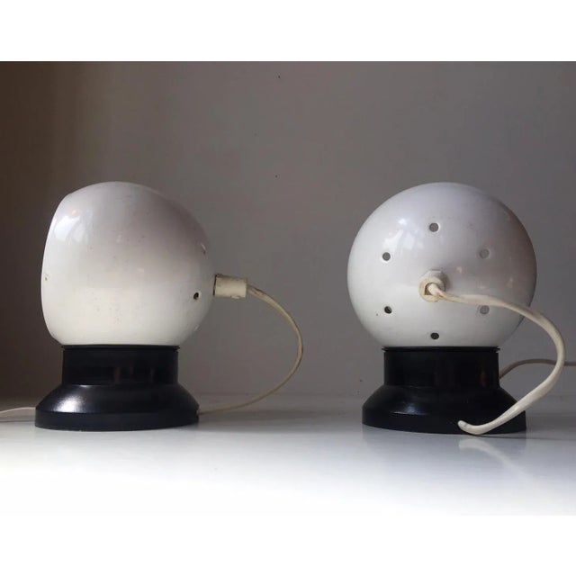 Magnetic Danish White Enameled Ball Wall Lamps by E. S. Horn, 1970s, Set of 2 For Sale - Image 6 of 8