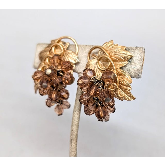 Napier Vintage 1960s Signed Napier Goldtone Faux-Topaz Grape Cluster Dangle Clip Earrings-2 Pieces For Sale - Image 4 of 9