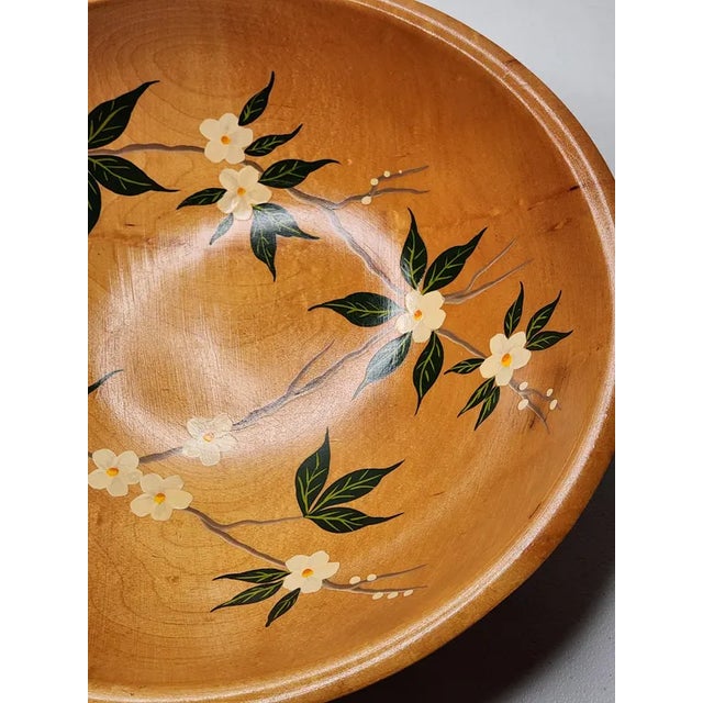 Vintage Munising Hand Painted Signed Wooden Footed Bowl - Floral Dogwood 13.5" - MCM Home Dec - Accent Bowl Decorative For Sale - Image 4 of 15