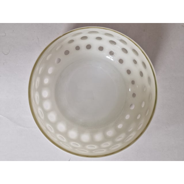 Vintage White Glass Bowl, in Very Good conditions. Designed 1960 to 1969