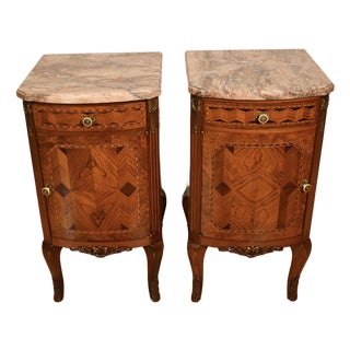 1900 Antique French Louis XV Walnut Inlay & Marble Top Pair Nightstands / Bedside Tables For Sale