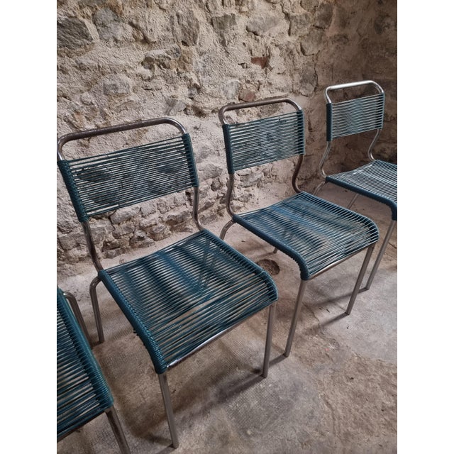 Mid-Century Modern 20th Century French Spaghetti Chairs and Ottoman with Chrome Frame, 1960s, Set of 7 For Sale - Image 3 of 18