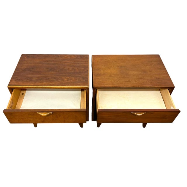1990s Pair of Lane Mid Century Modern Nightstands / End Tables With Drawer and Open Shelf For Sale In Seattle - Image 6 of 9