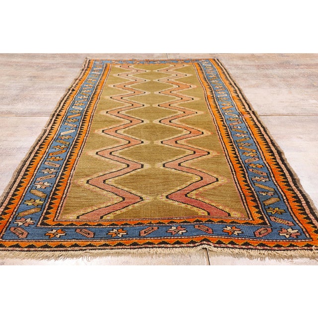 Late 19th Century Persian Sarab Rug, 03'07 X 08'11 For Sale - Image 9 of 10