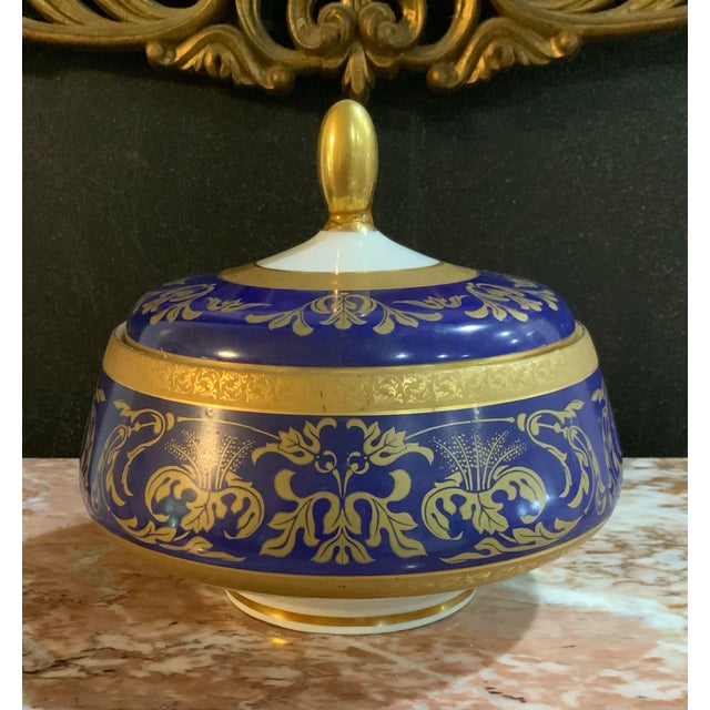 Rudolf Wächter Bavarian Cobalt Covered Dish With Hand Decorated Gold Gilt – German Porcelain - Grandmillennial, Palm Beach & Traditional - See Pics! For Sale In New Orleans - Image 6 of 11