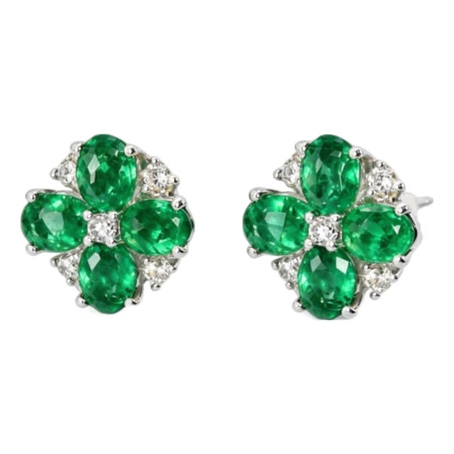 Mid 20th Century 14k White Gold Emerald Diamond Flower Stud Earrings Estate Floral, Pair For Sale