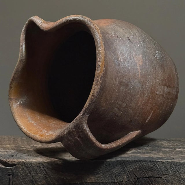 Antique 19th Century Primitive Portuguese Redware Pitcher From Vidigueira For Sale In Philadelphia - Image 6 of 10