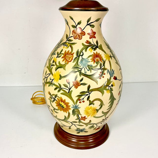 Wood 1980s Boho Chic Rustic European Italian Tuscany Style Ceramic Handpainted Flora Table Lamp With New Shade For Sale - Image 7 of 18