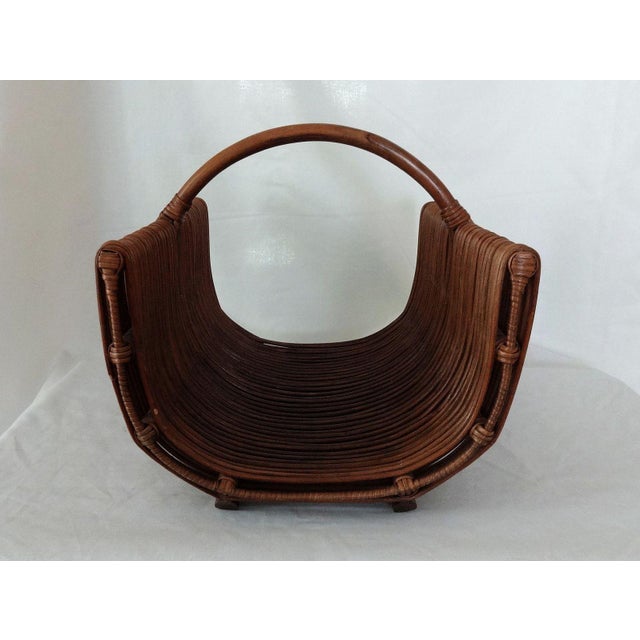 Traditional Vintage Large Reed Rattan Magazine Basket With Bent Wood Handle For Sale - Image 3 of 6