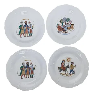1990s Tirschenreuth Christmas Baronesse Porcelain Dinner Plates Set of 4
