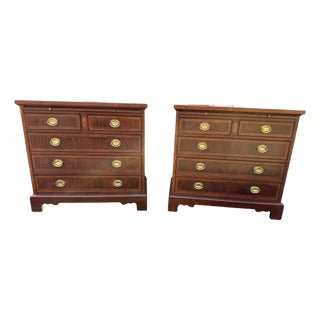 Pair of L Hekman Copley Place Georgian Chippendale Style Inlaid Mahogany Chest of Drawers / Nightstands For Sale
