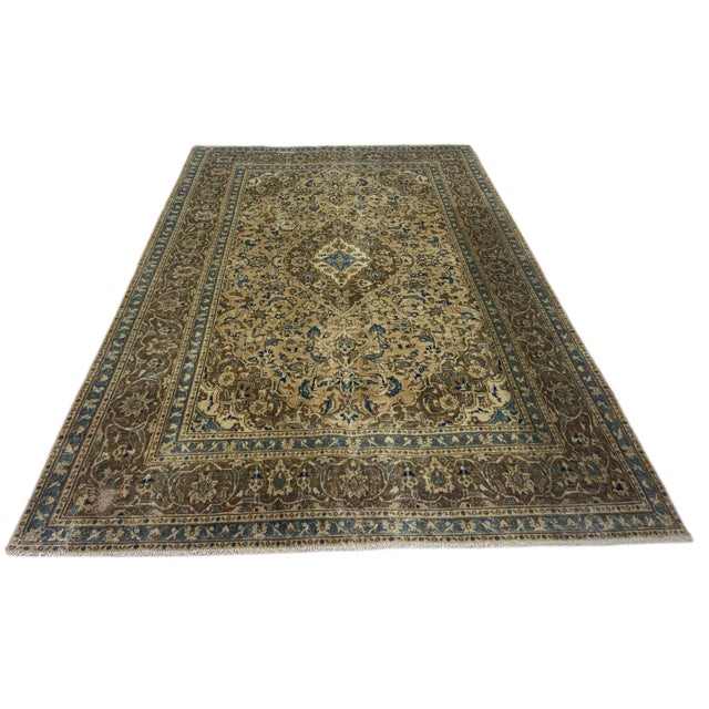 Vintage rug | Size: 290 x 196 cm | Hand-knotted and elaborately reworked | Material: High-quality wool | Condition: Good,...