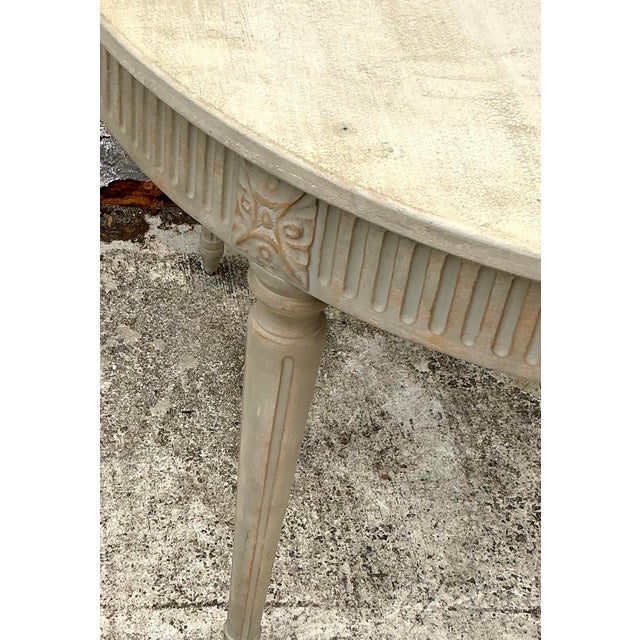 Early 21st Century Vintage Zentique Martell Fluted Extendable Dining Table For Sale - Image 5 of 12