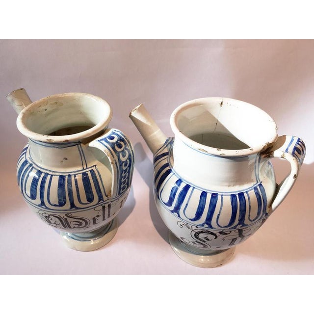 White and Blue Ceramic Pharmacy Carafes, Italy, Mid-18th Century, Set of 2 For Sale - Image 17 of 18