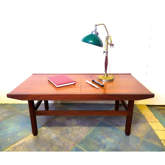 Vintage Italian Opening Coffee Table, 1950s For Sale - Image 3 of 10