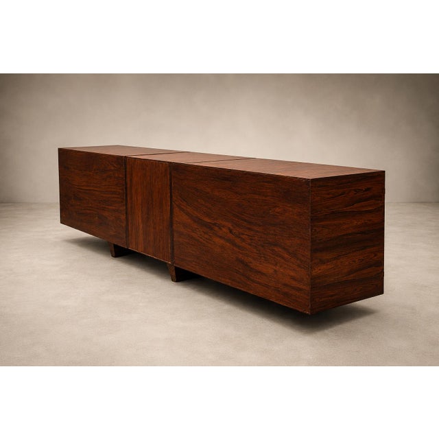 Brazilian Modern Rosewood Credenza With Sculptural Drawers by Jean Gillon, Brazil, 1960s For Sale - Image 17 of 18