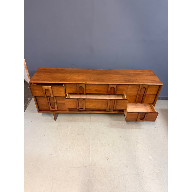 Brown Lane Summit Mid Century Modern 9 Drawer Dresser, Walnut Lowboy With Burl Inserts For Sale - Image 8 of 13