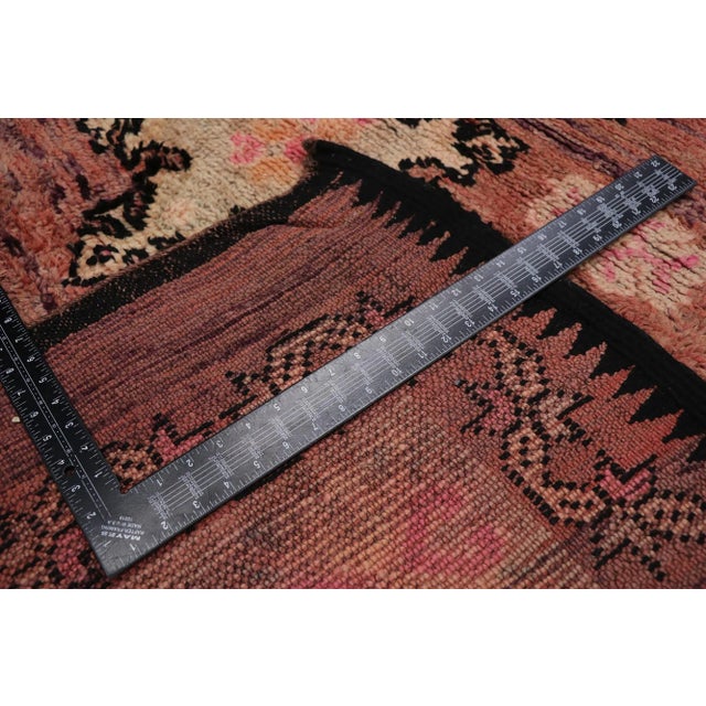 Late 20th Century Vintage Berber Moroccan Rug - 05'10 X 08'08 For Sale - Image 5 of 9