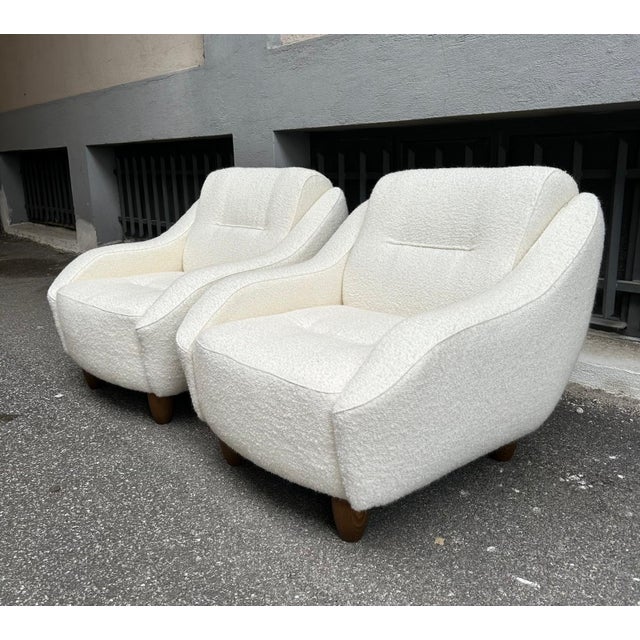 Mid-Century Modern Torino Armchairs in Mohair and White Bouclé with Sinuous Armrests, 2000s, Set of 2 For Sale - Image 3 of 18
