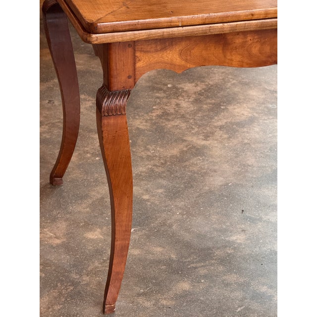 19th Century French Cherry Extension Farm Table With Cabriole Legs For Sale - Image 4 of 16