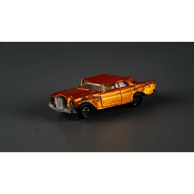 Mercedes 300 SE Lesney Series No. 46 from Matchbox For Sale - Image 5 of 10