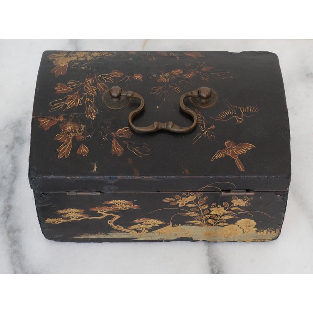 Antique Chinese Export Black Lacquered Tea Caddy Box For Sale In Raleigh - Image 6 of 6