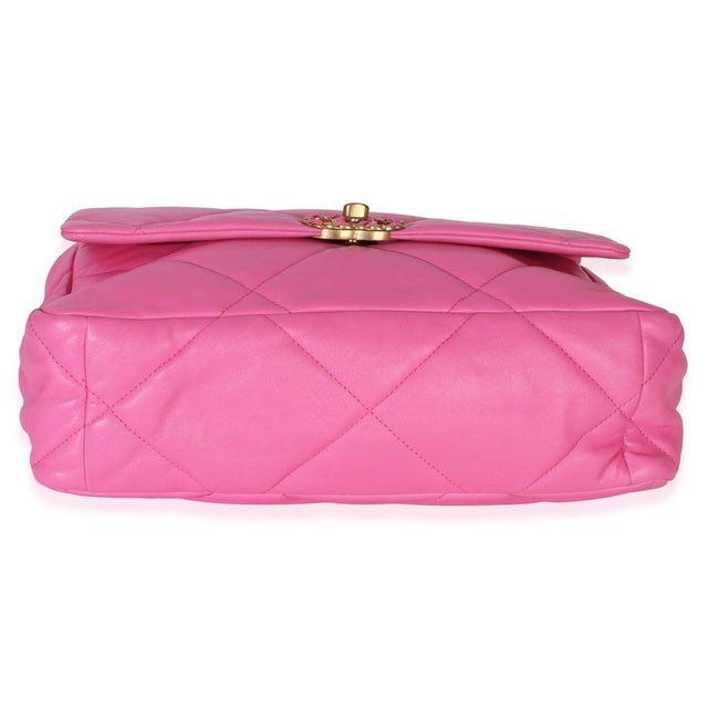 2020s Pink Quilted Lambskin Large Chanel 19 Flap Bag For Sale - Image 5 of 9