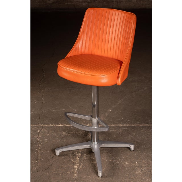 Pair of MCM Orange Vinyl Swivel Chairs by Chromcraft For Sale In Chicago - Image 6 of 8