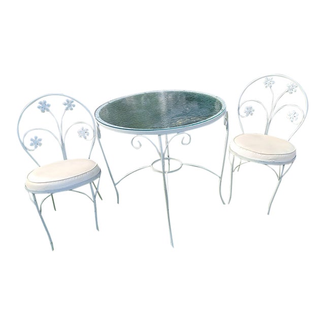 1970s Plantation Patterns Wrought Iron Bistro Patio 3 Pc Set, Daisy Design For Sale