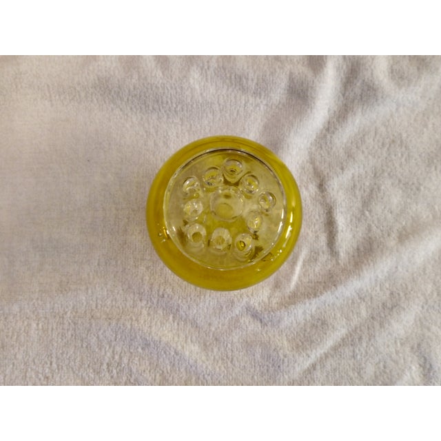 1950s Vintage 1950's Viking Amber Flowerlite Frog 4 1/4" With Crystal Frog For Sale - Image 5 of 6