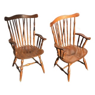 Vintage Heywood-Wakefield Brace-Back Windsor Armchair For Sale