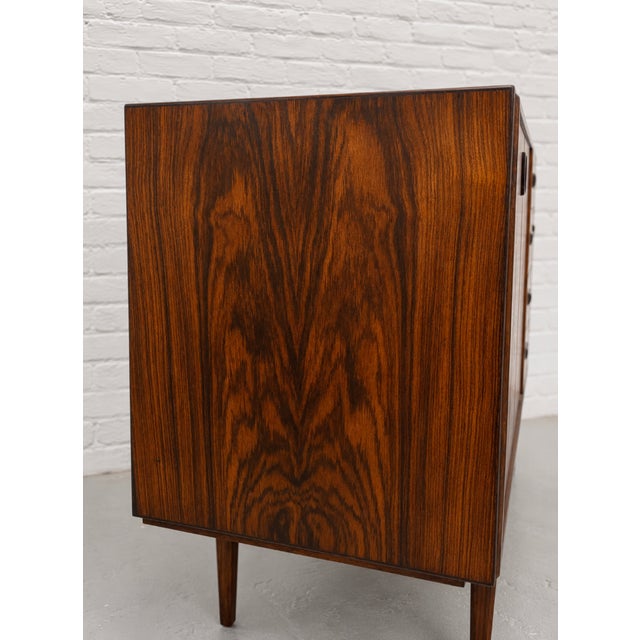 Mid Century Danish Rosewood Credenza | Sideboard Dresser, Denmark, C. 1960s For Sale - Image 12 of 14