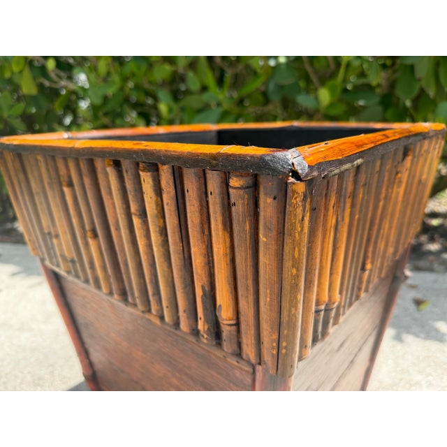 Tommy Bahama Vintage Bamboo & Wood Square Cachepot / Planter Stand – British Colonial Palm Beach Style For Sale - Image 4 of 11