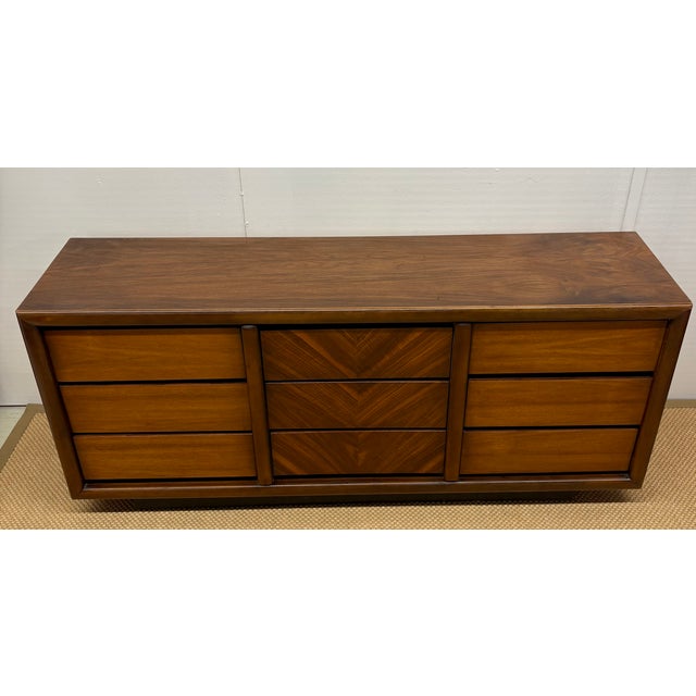 1960s Mid-Century Modern Chevron Book-Matched Walnut Dresser by Lane Furniture Company, C. 1960s For Sale - Image 5 of 10