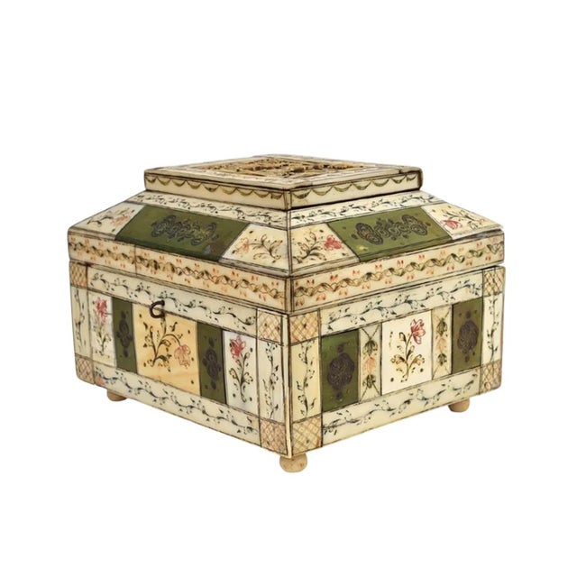 Traditional 19th Century Carved and Etched Bone Box, Circa 1860 For Sale - Image 3 of 7