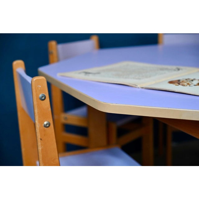 Vintage Octagonal Children's Table & Chairs in Beech and Lilac Formica, 1970s, Set of 6 For Sale - Image 4 of 18