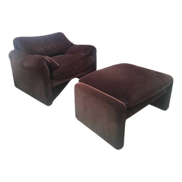 Set of Maralunga Armchair and Ottoman by Vico Magistretti for Cassina, Italy, 1973 For Sale