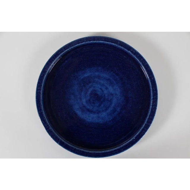 Mid-Century Modern Large Low Stoneware Dish with Deep Blue Glaze by Per Linnemann-Schmidt ,1963 For Sale - Image 3 of 10