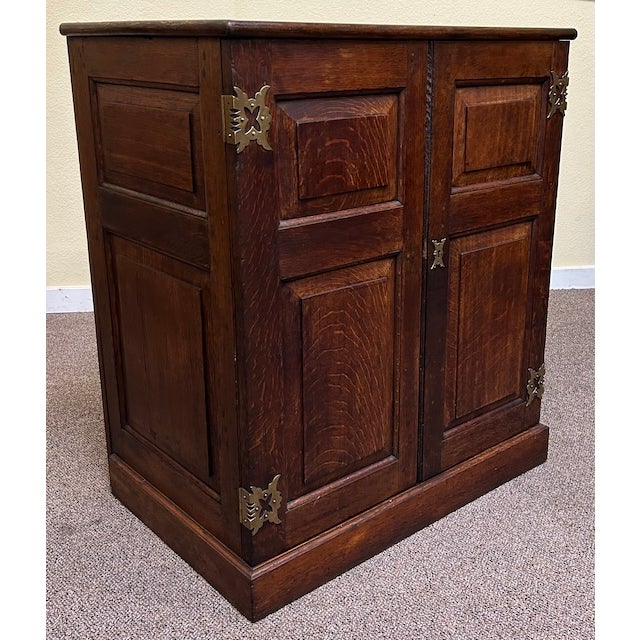 Antique Arts and Crafts English Oak Cabinet C. 1910 For Sale - Image 9 of 12