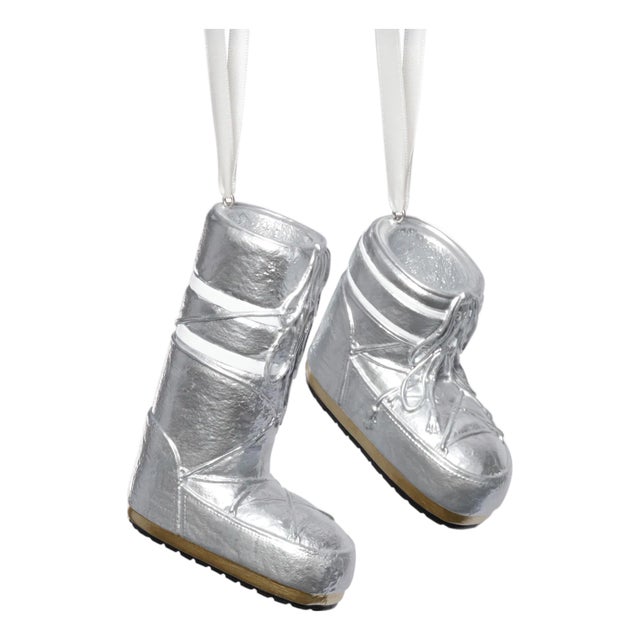 Après Ski Boot Holiday Ornaments in Silver, Assorted Set of 6 Pieces For Sale